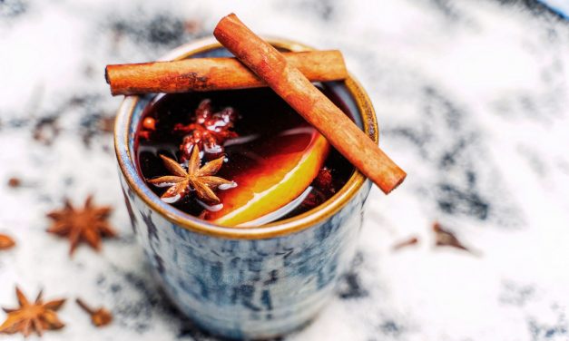 Quentão ou Vinho Quente: Qual a Diferença? (+ Receitas)
