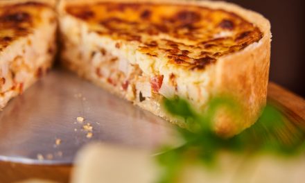 Torta de Frango Cremosa de Liquidificador: Massa Que Não Erra