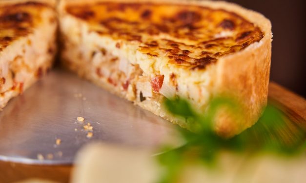 Torta de Frango Cremosa de Liquidificador: Massa Que Não Erra