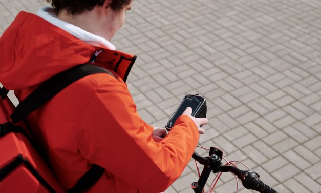 Precificação no Delivery: Como Não Perder Dinheiro com Apps de Entrega