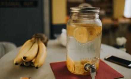 Água Aromatizada de Frutas: Receita Refrescante e Saudável