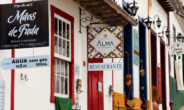 O Que Comer em Embu das Artes: Guia Gastronômico e Cultural