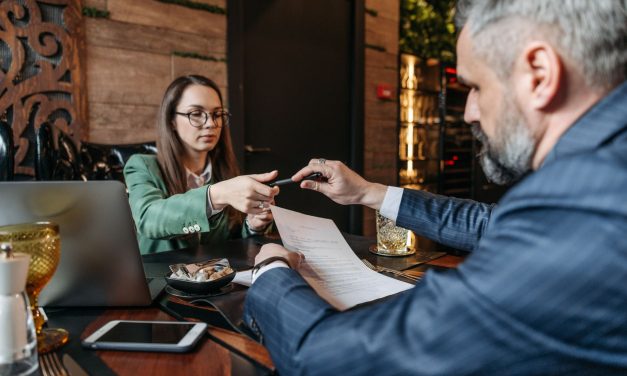 Contratos e Formalização do Restaurante: O Que Você Precisa Saber